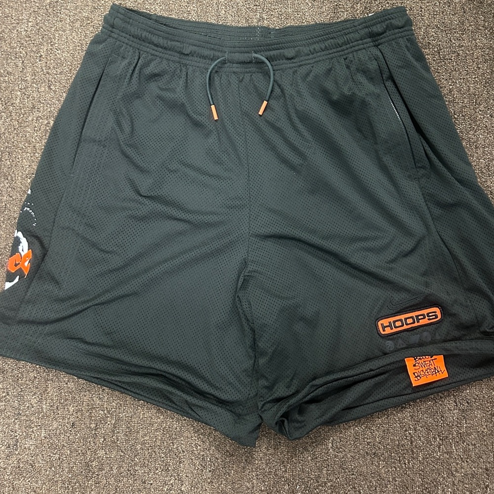 Jordan Hoops Dark Green Athletic Shorts
